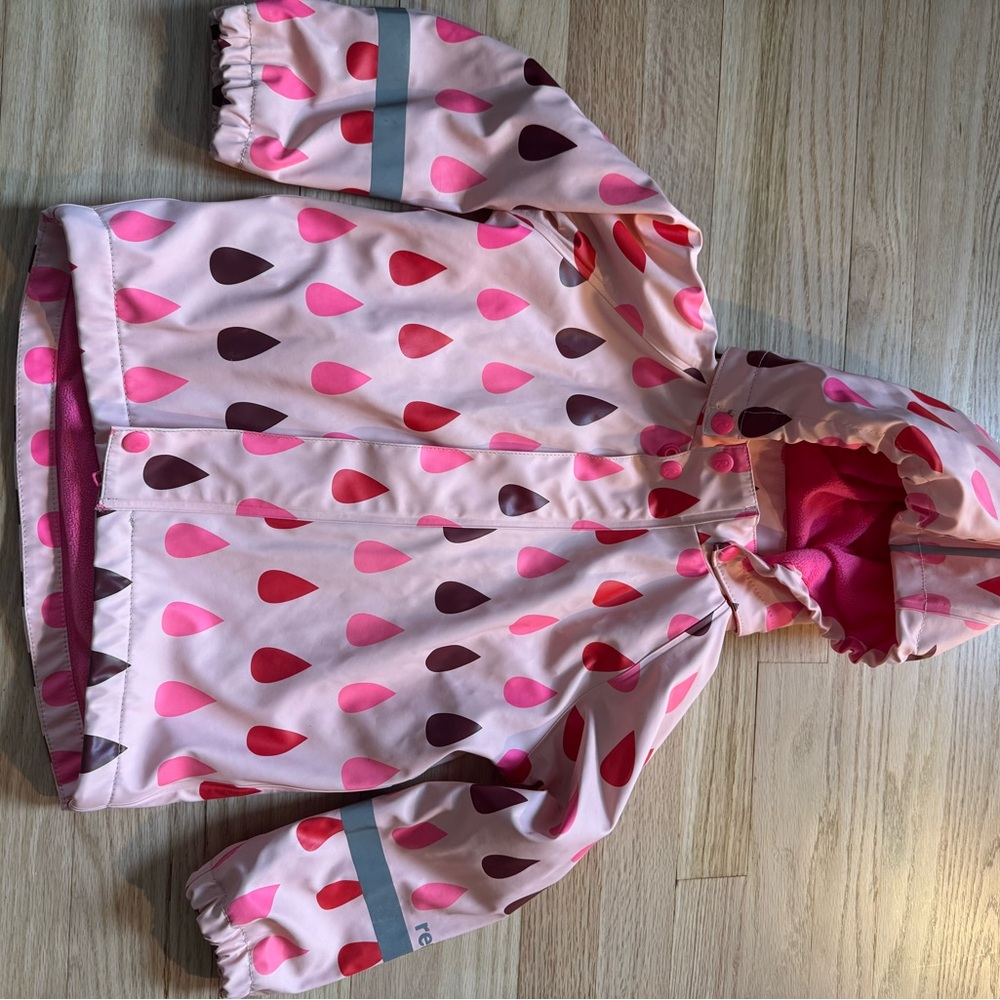 Reina Raincoat